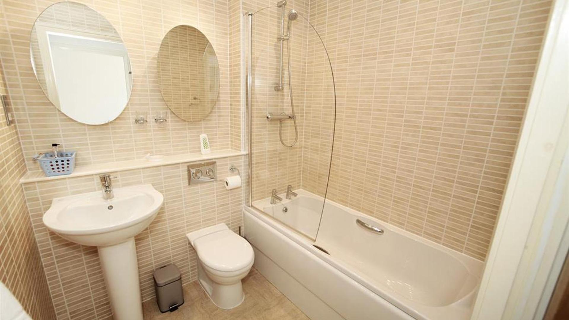 Marina Villas, Trawler Road, Marina Swansea Bagian luar foto